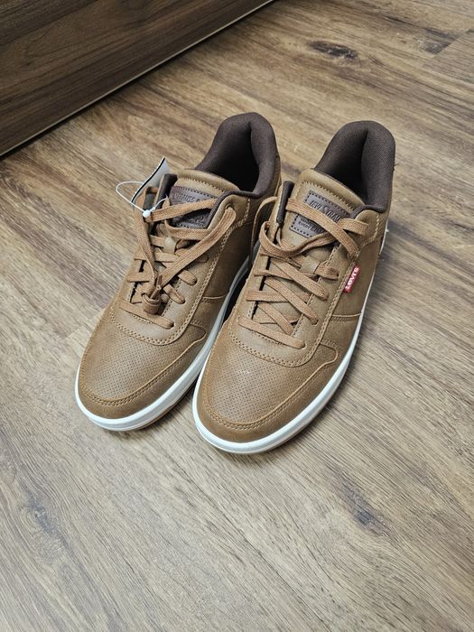 Маратонки Levi's 43