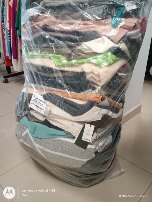 Дрехи втора употреба  3 лв кг, само ако се вземе всичката стока