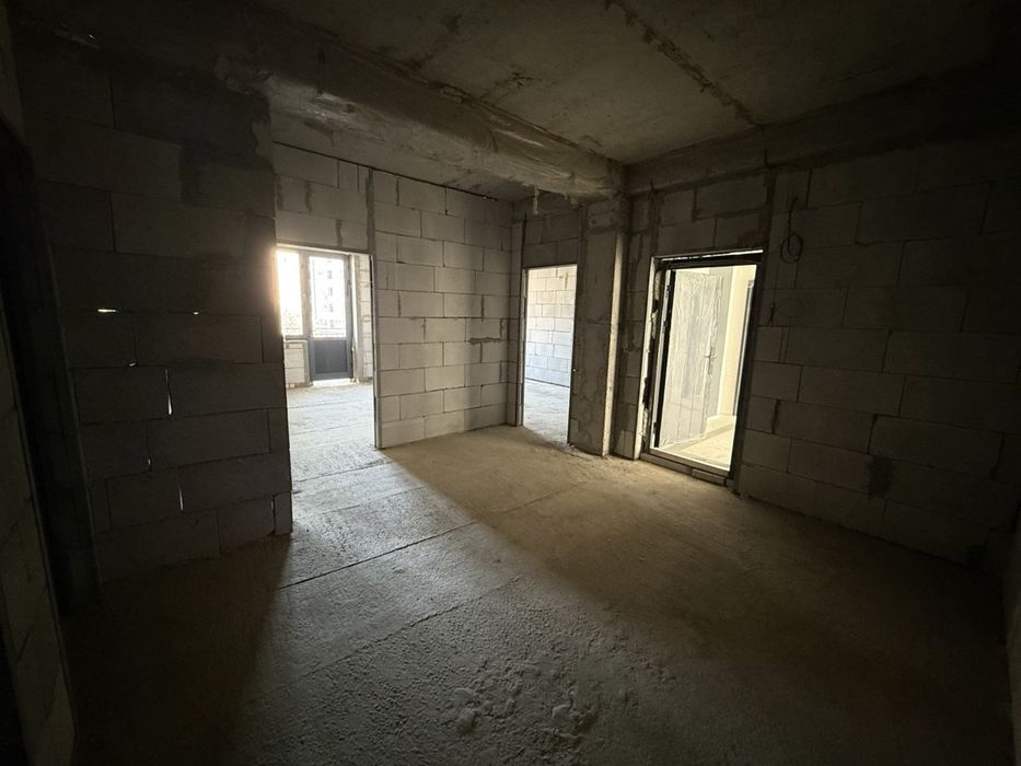 2 Xonalik kvartira sotiladi.