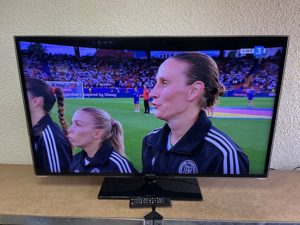 Телевизор Samsung Full HD LED 46” - UE46D6530