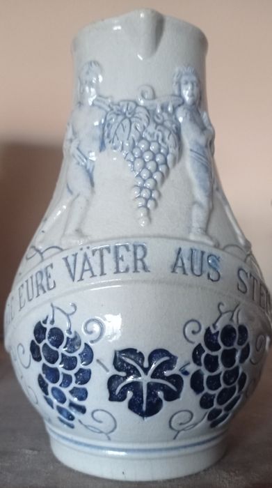 Ulcior vintage din gresie