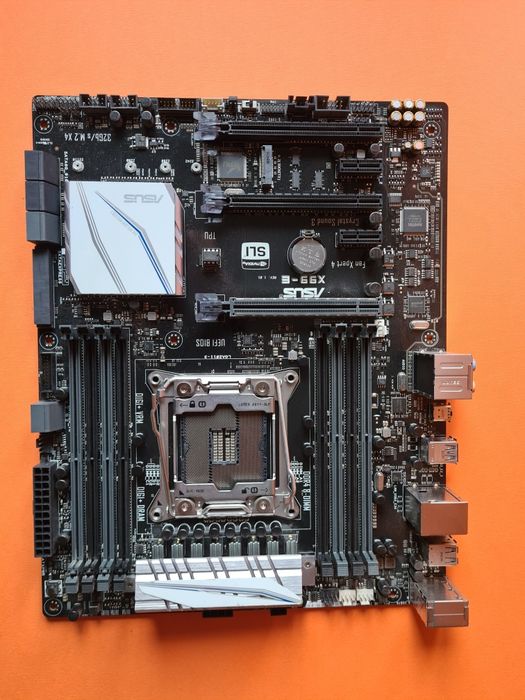 Placa de baza ASUS X99-E