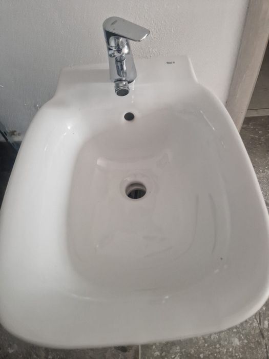 Vand bideu Roca nou