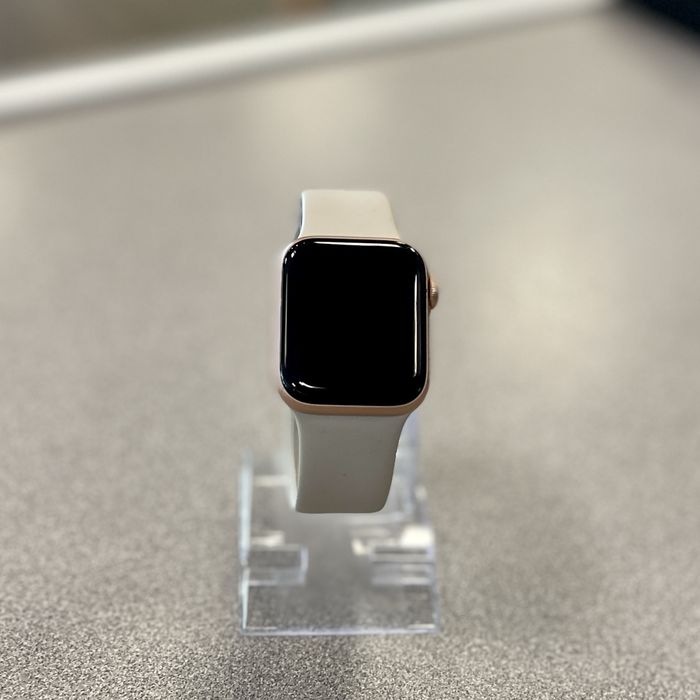 apple watch SE 2 40mm