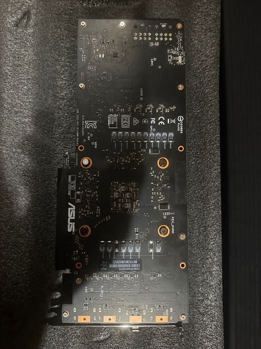 Видео карта NVIDIA RTX 3070 8gb gddr6 256bit