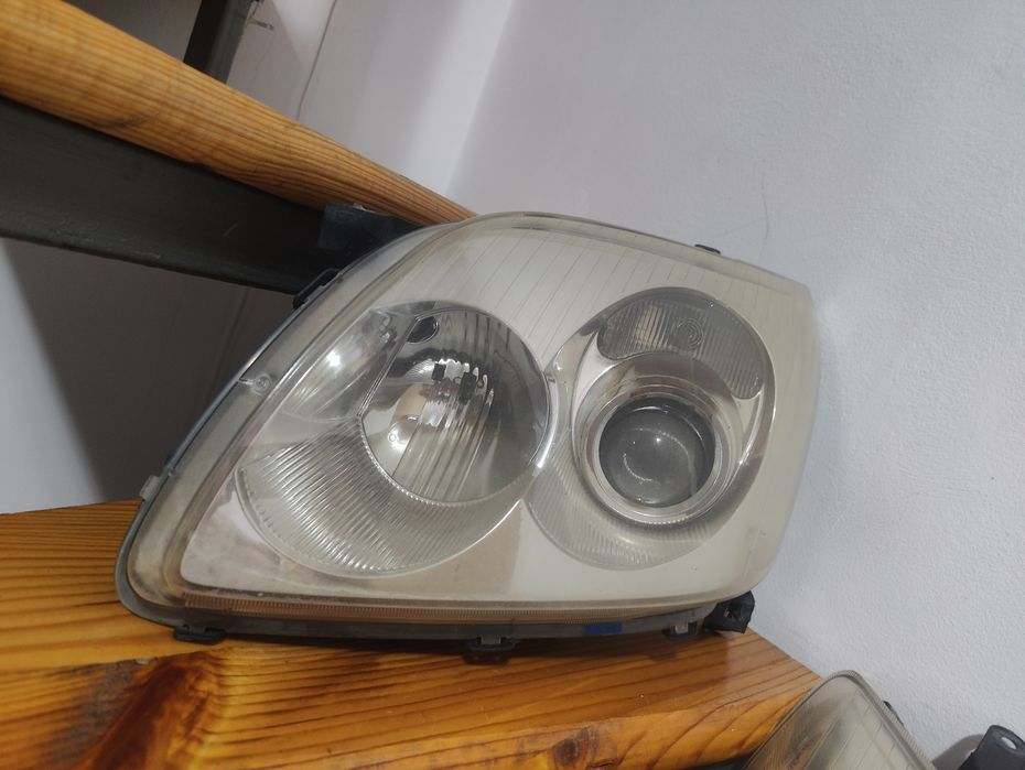 Фары тайота авенсис Т250