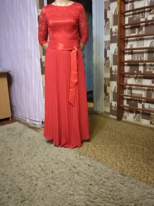 Продам платье в отличном состоянии