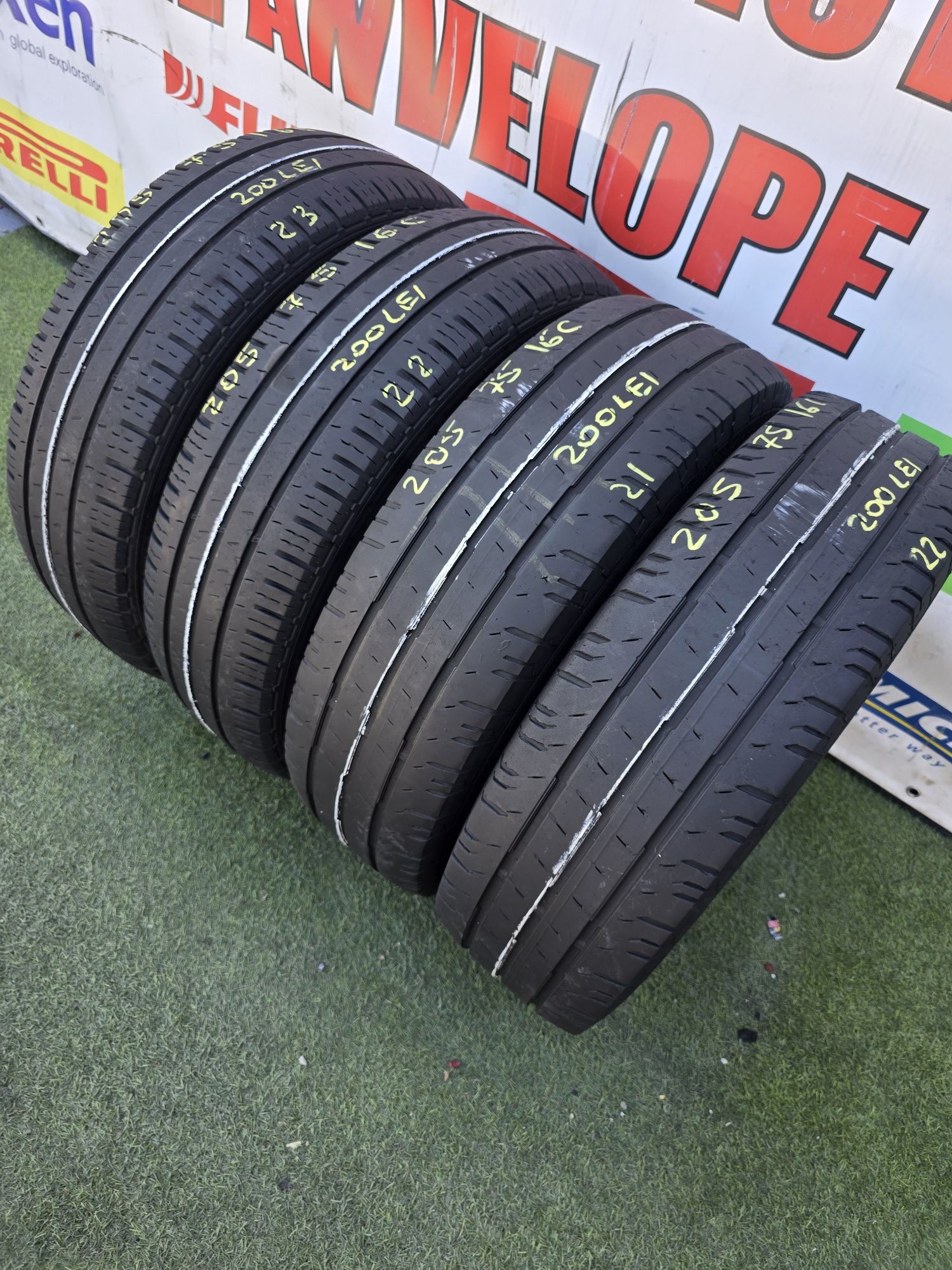 205.75.16c 2x continental 2x hankook
