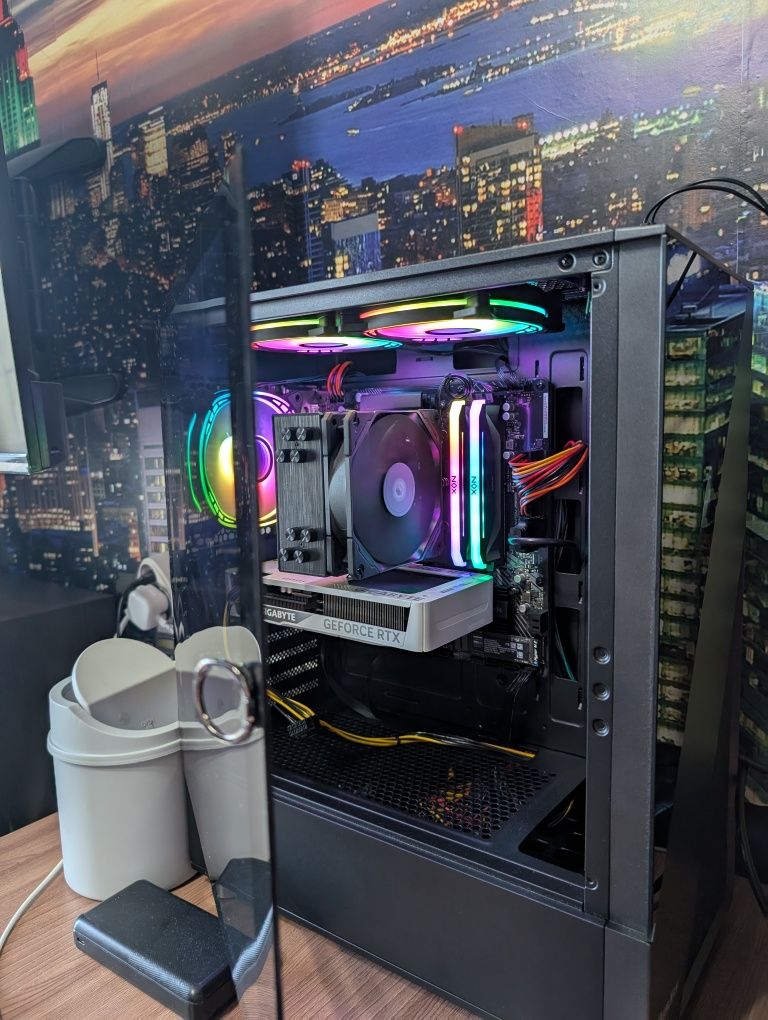 Игровой пк Rtx 5060 + i5 14400 +32gb ddr5 2 монитора. можно в рассрочк