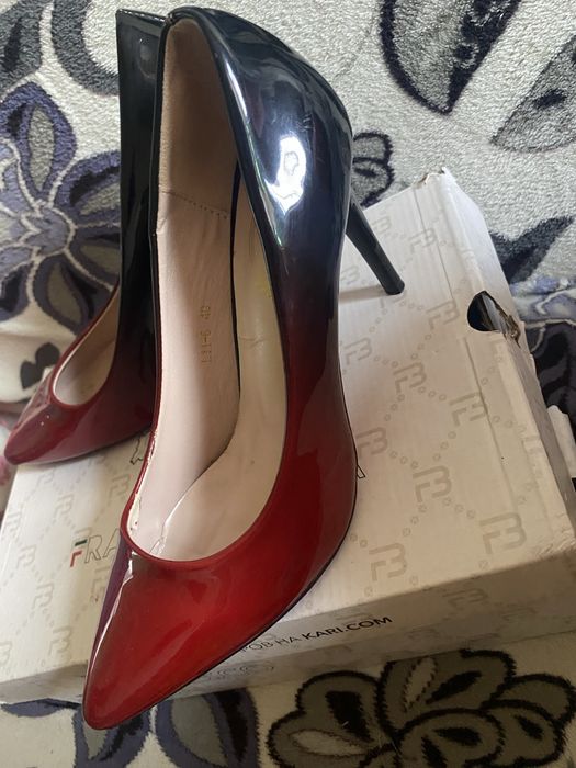 Продам туфли 40 р