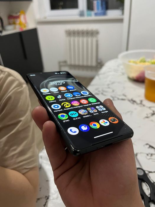 Продам шустрый телефон Sony Xperia