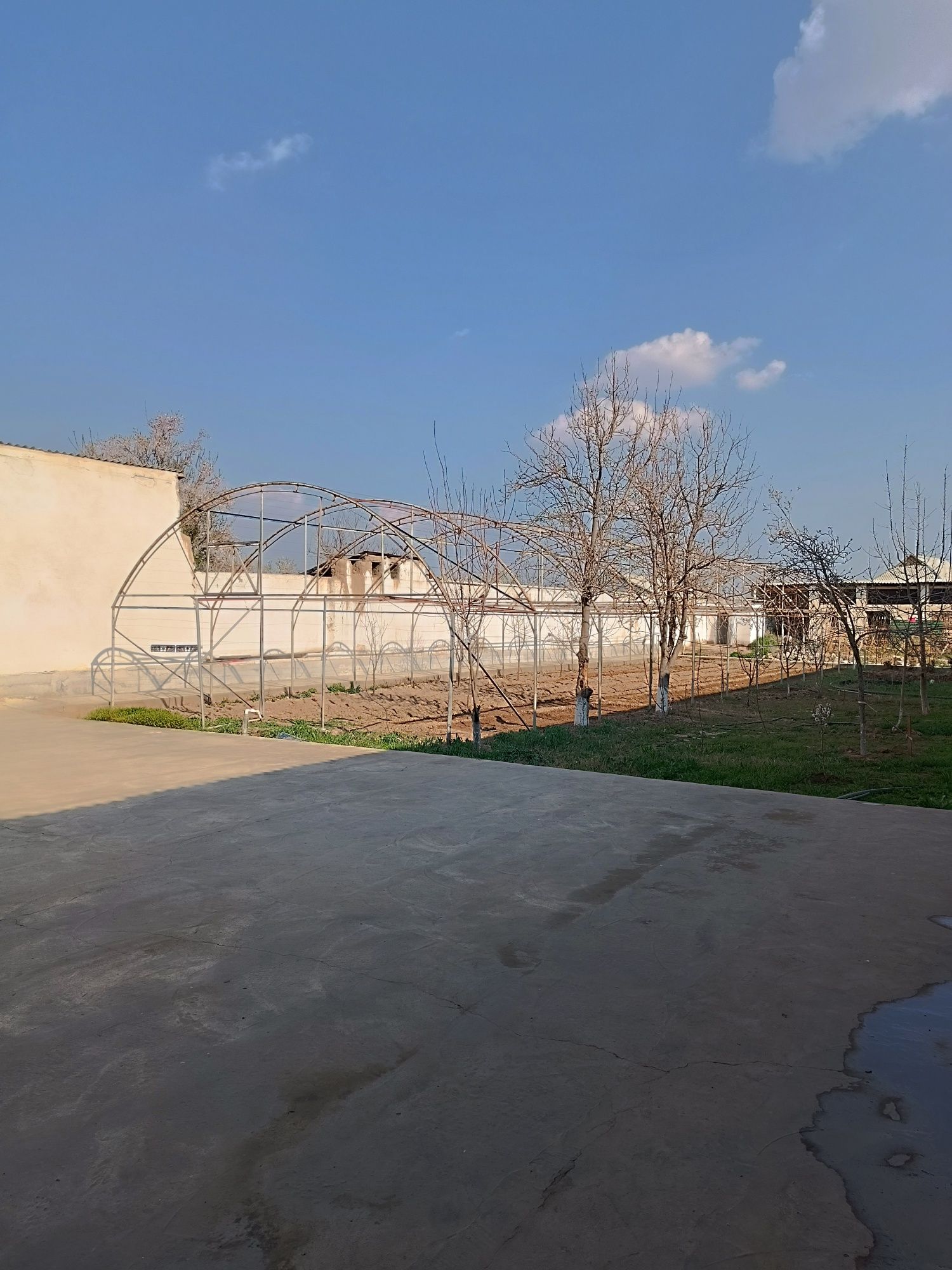 Салавотдан ховли