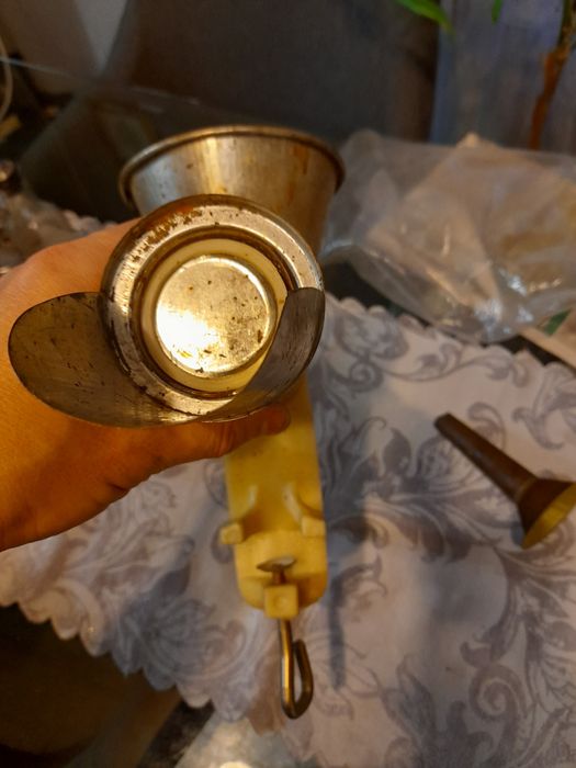 Скара българска,машинка за мелене на домати, Щендери