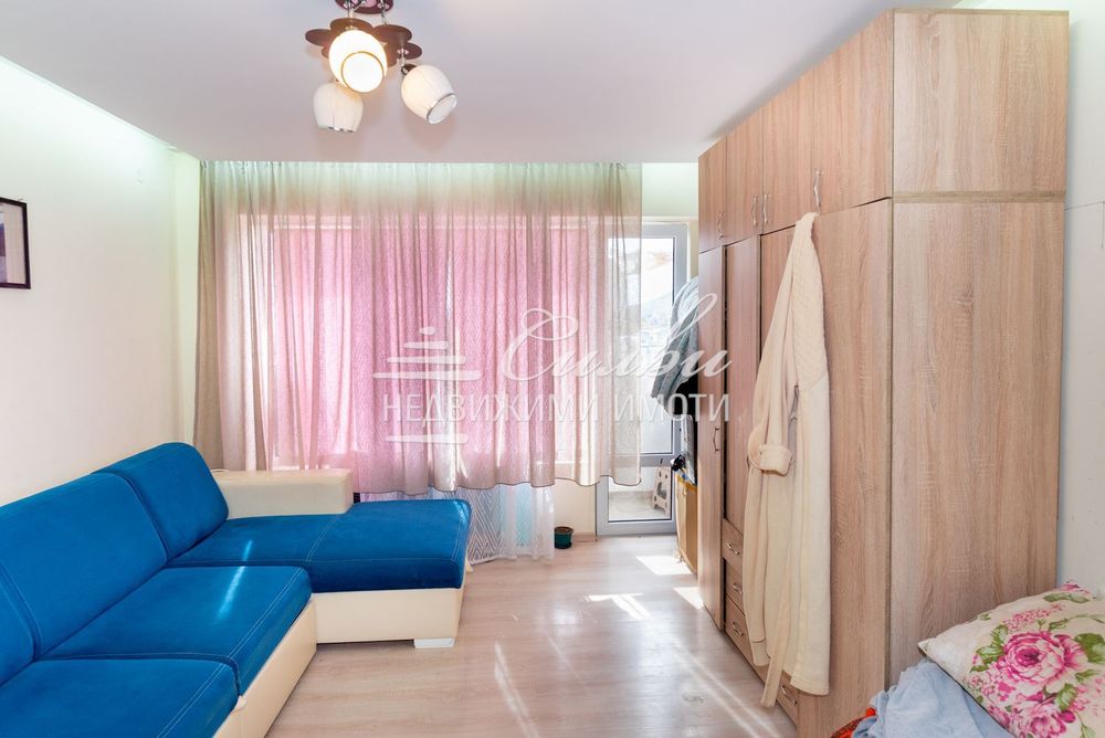 Двустаен ЮЖЕН апартамент - кв. Тракия!