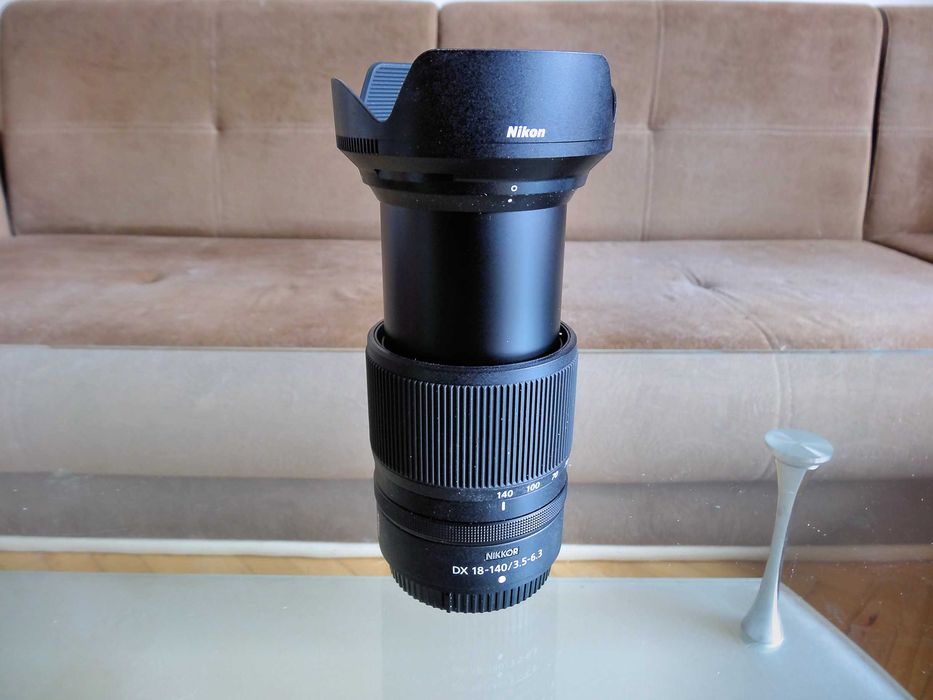 Безогледален Nikon Zf-c - перфектен, с обективи и екстри