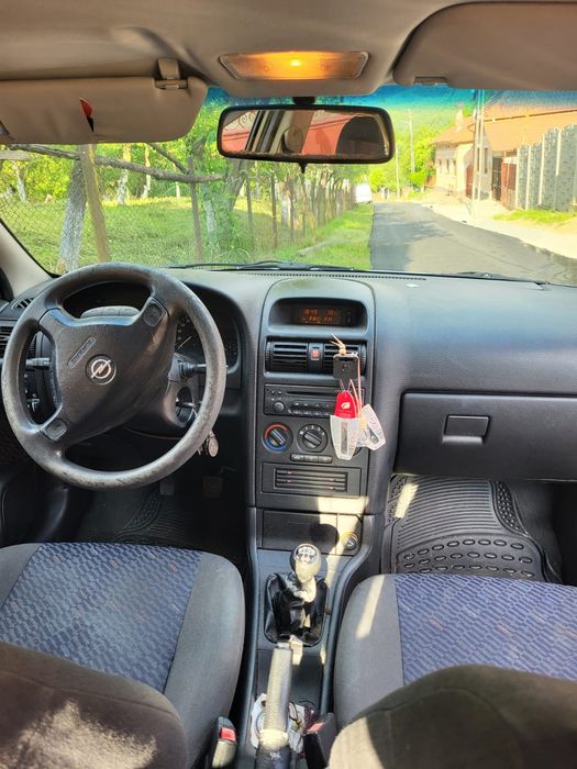 Vând Opel Astra G