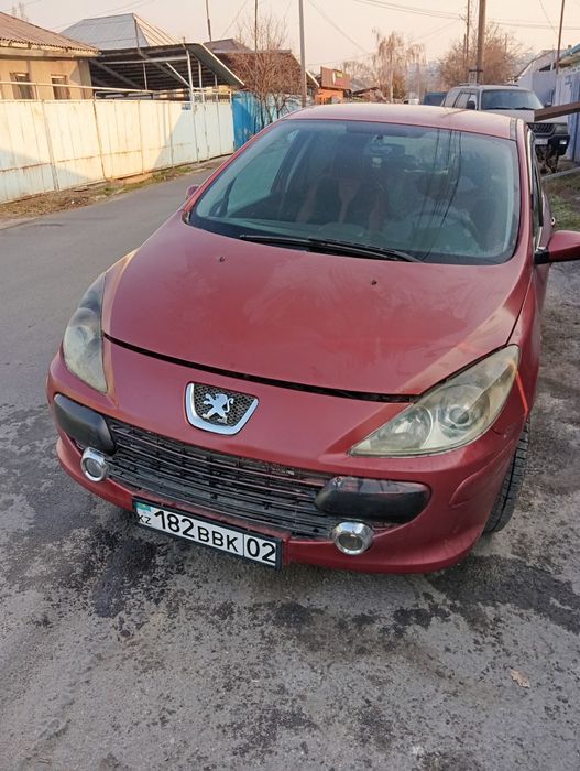 Продам Пежо 307 бензин
