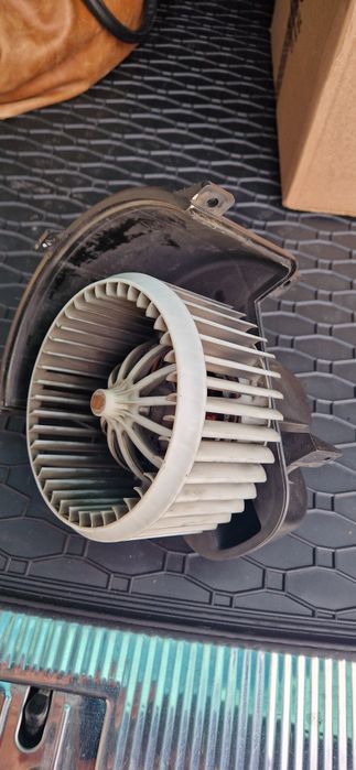 Продавам парното VW Touareg 2007.