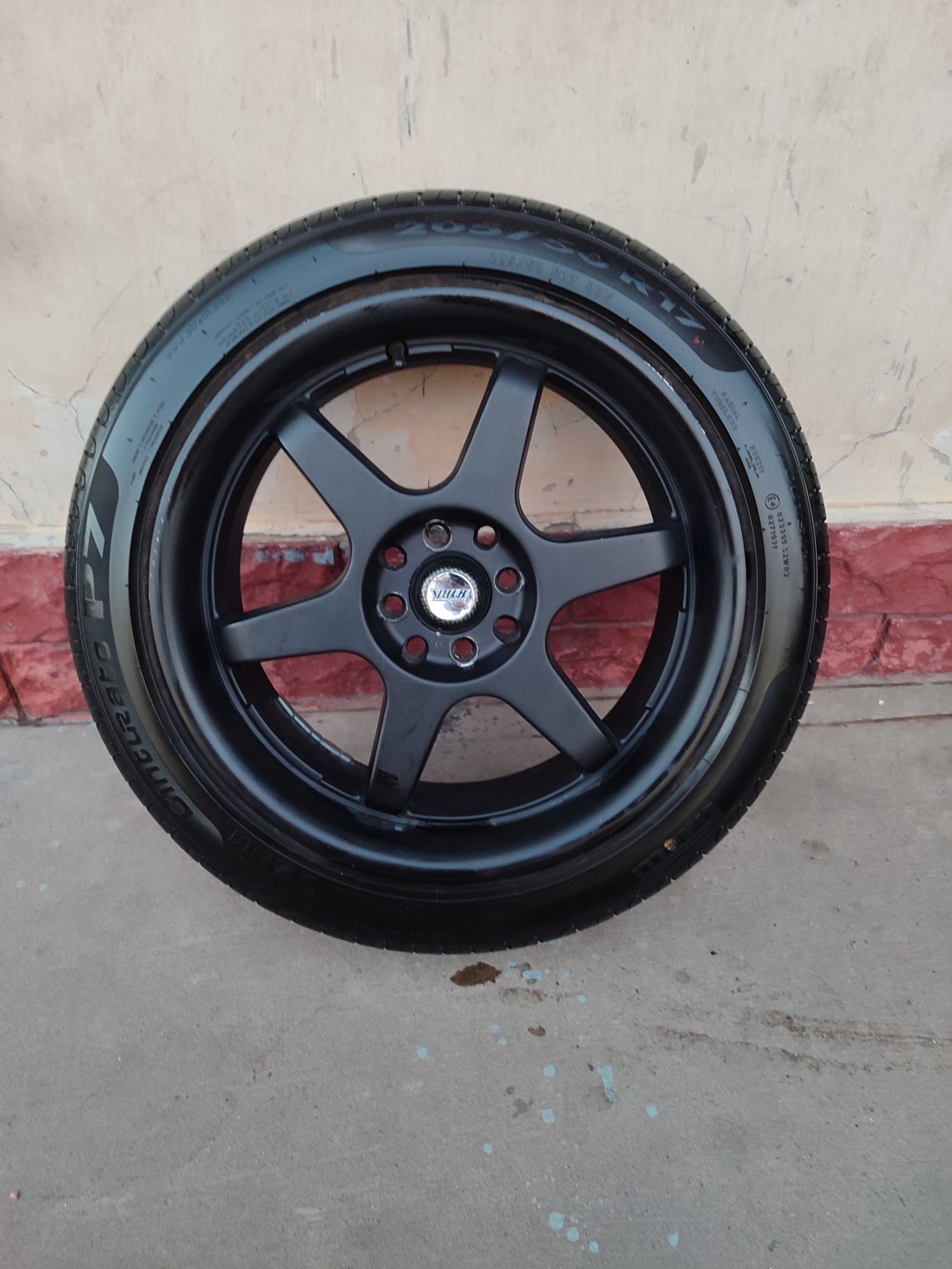 R 17 volk raysing