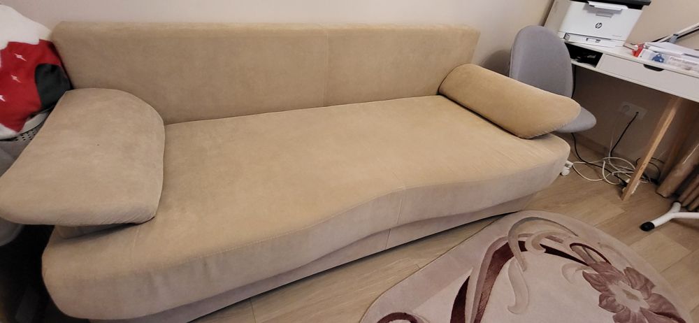Vand canapea extensibila.
