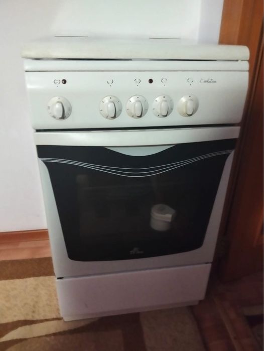 Продам плиту в хорошем состоянии