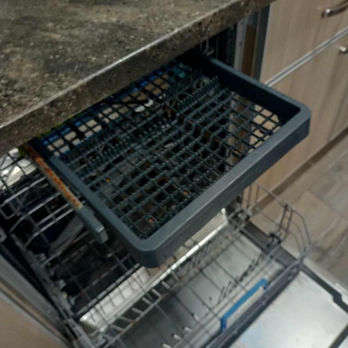 Съдомиялна машина за вграждане Beko