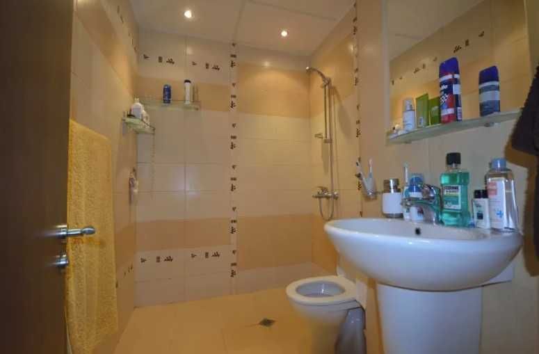 Двустаен апартамент във Връбница 1