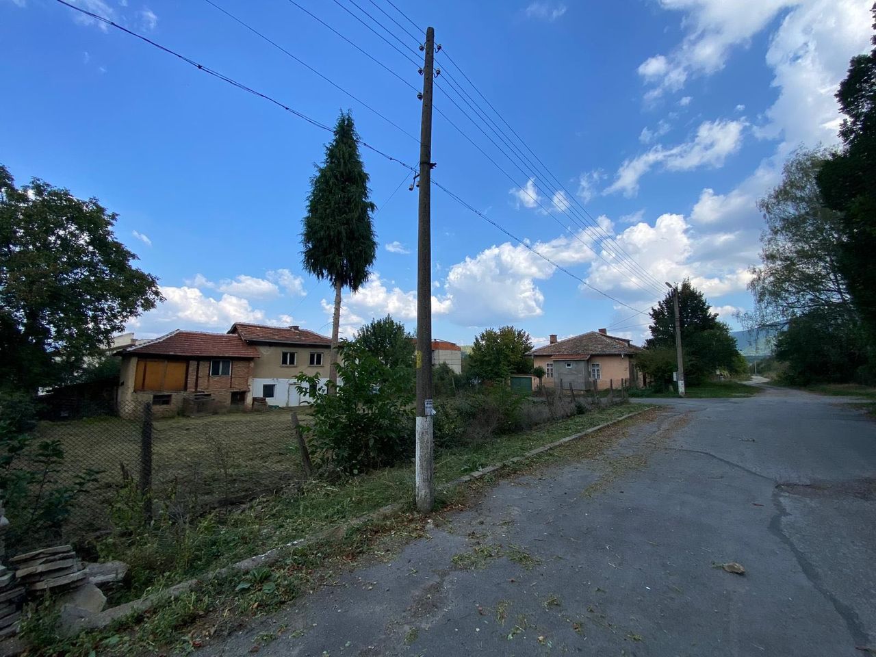 Продава се Къща в с. Гюешево, Област Кюстендил - 80 кв.м за 249 €/кв.м - Снимка #8