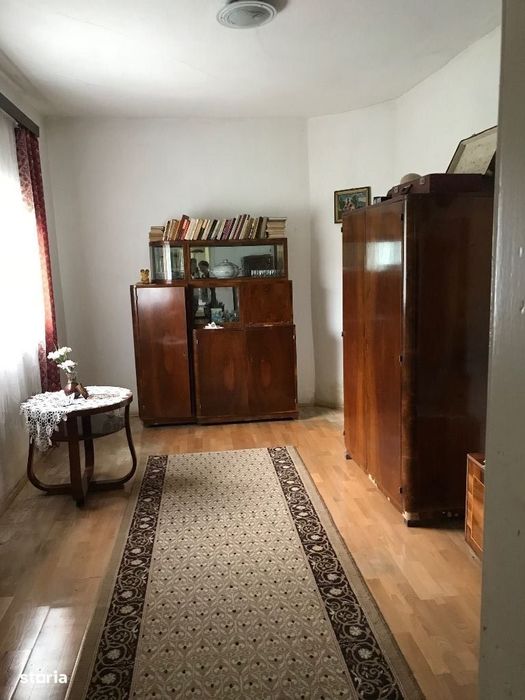 Vând casă cu teren, Centrul Civic Brașov