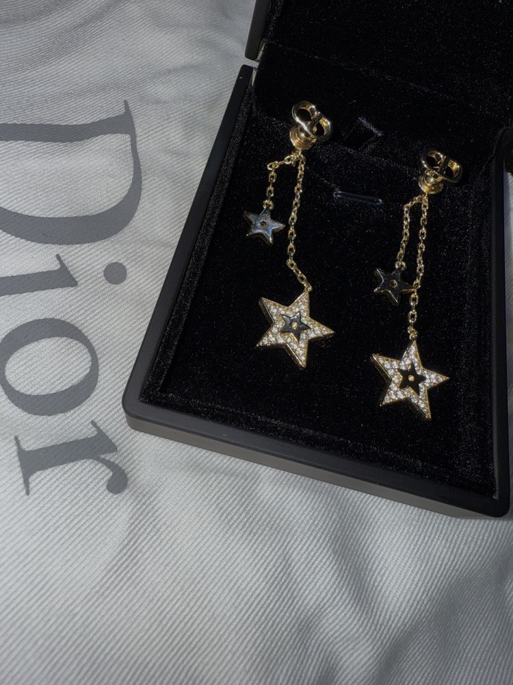 Dior обеци и колие