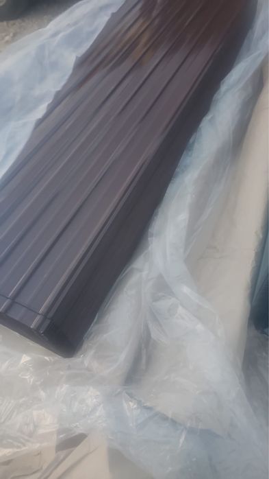 Tablă cutată și colorata