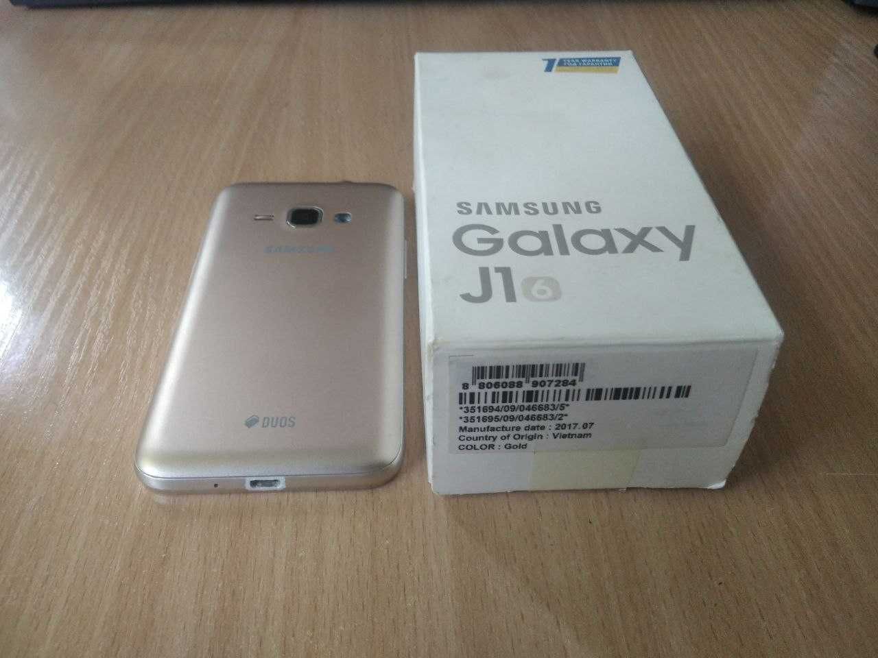 Samsung Galaxy J1 на запчасти,плата и батарейка работает.