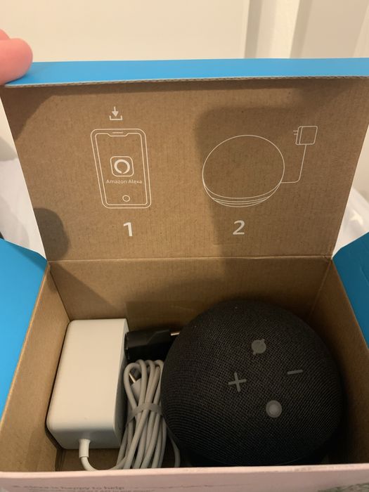 Amazon Alexa Echo dot 4 și 3