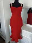 Rochie mulata rosie