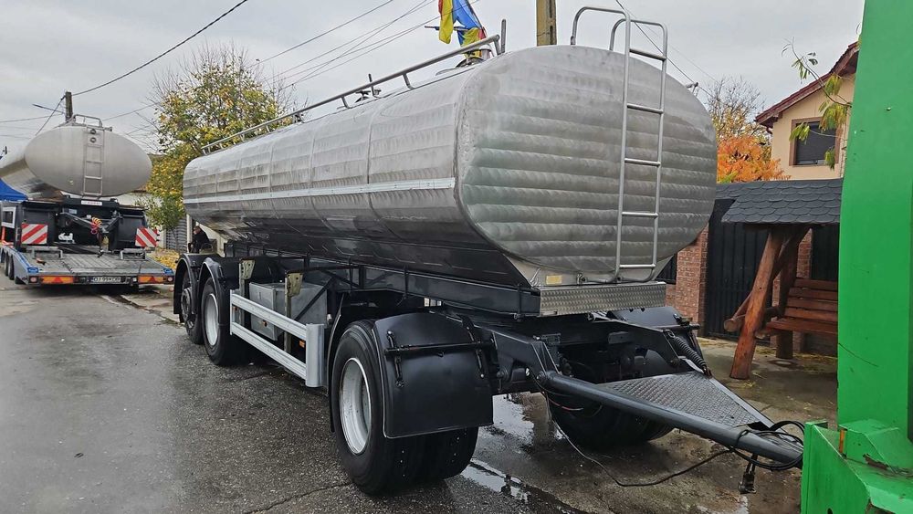 Remorca cisterna agricola