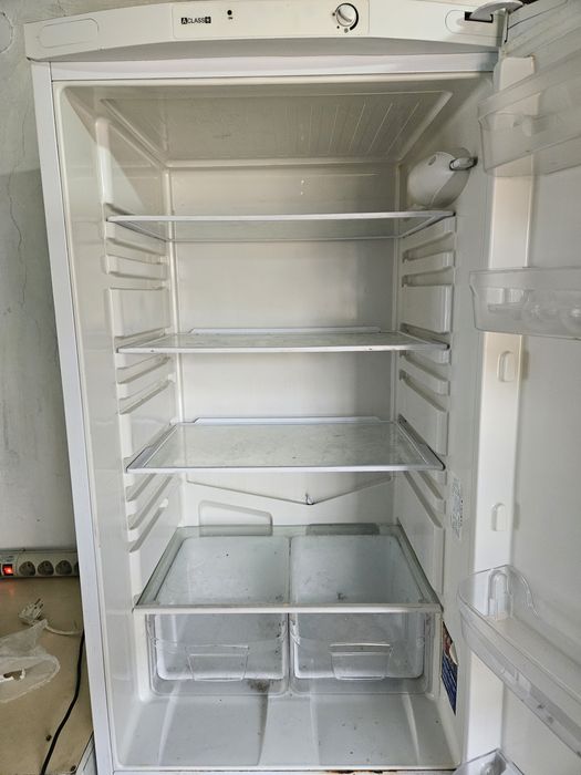 Холодильник Indesit NBA 18 Уступка есть!