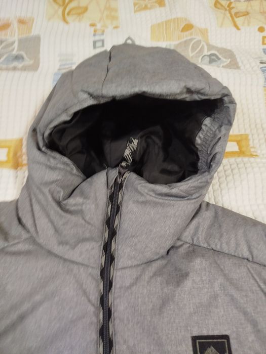 Мъжко яке - ЧИСТО НОВО Само пробвано+ подарък