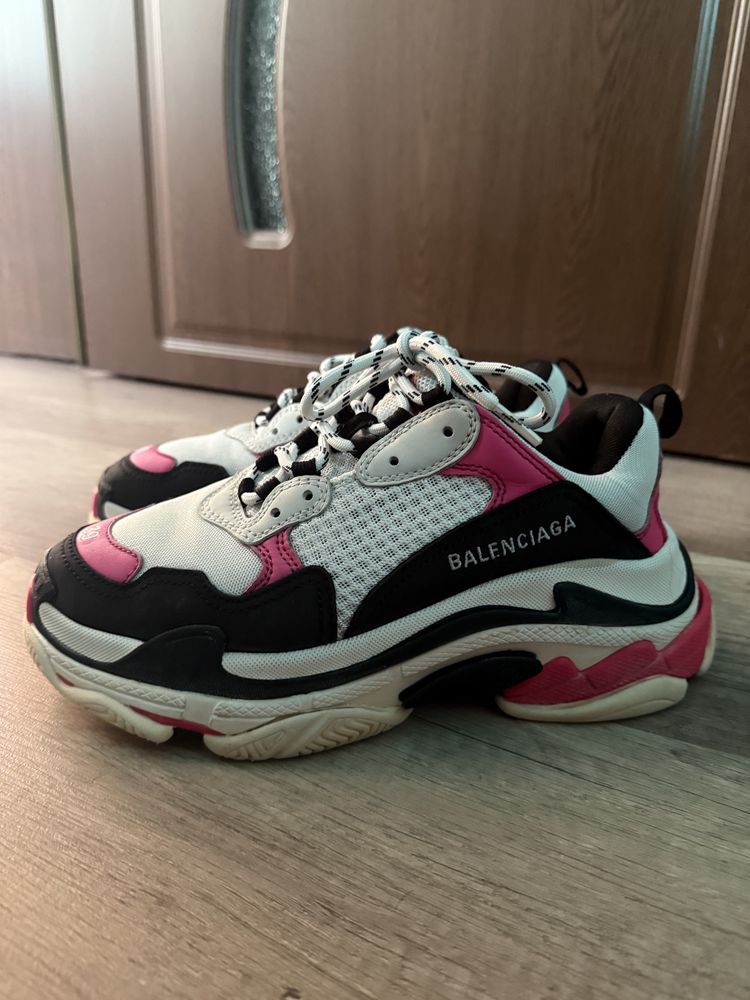 Маратонки Balenciaga 39 номер