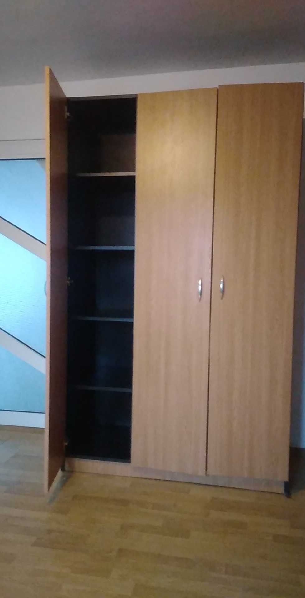 Sifonier cu 3 usi de vanzare