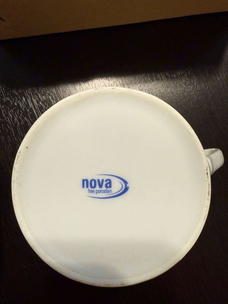 Set complet farfurii si cesti