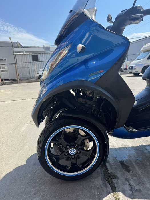 Piaggio Mp3 300i ABS 2015г.