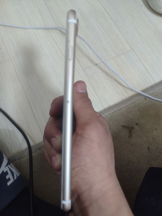 lPhone 7 Plus қолдылған