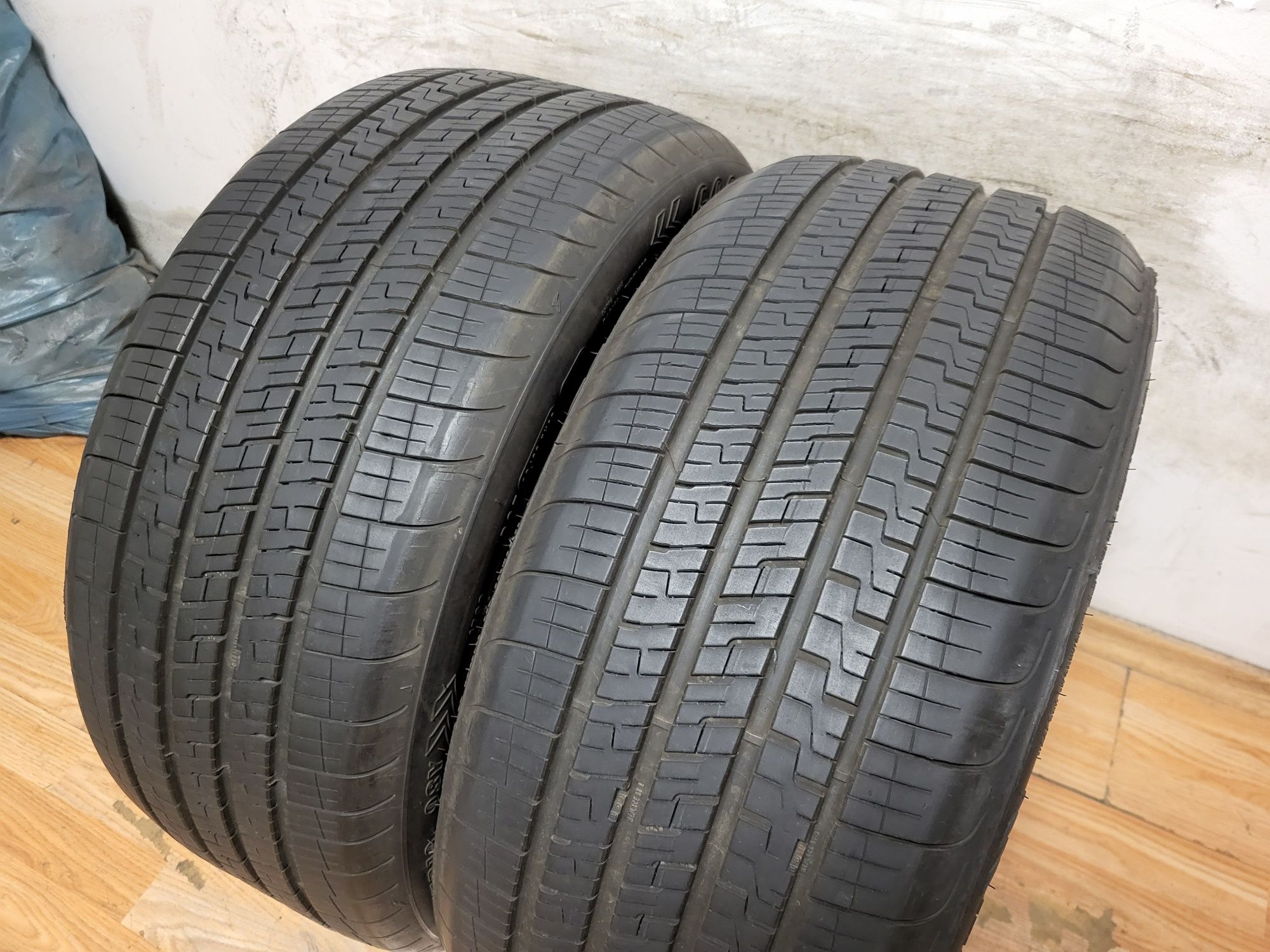 2 бр. 245/40/19 Goodyear Dot 23 / летни гуми