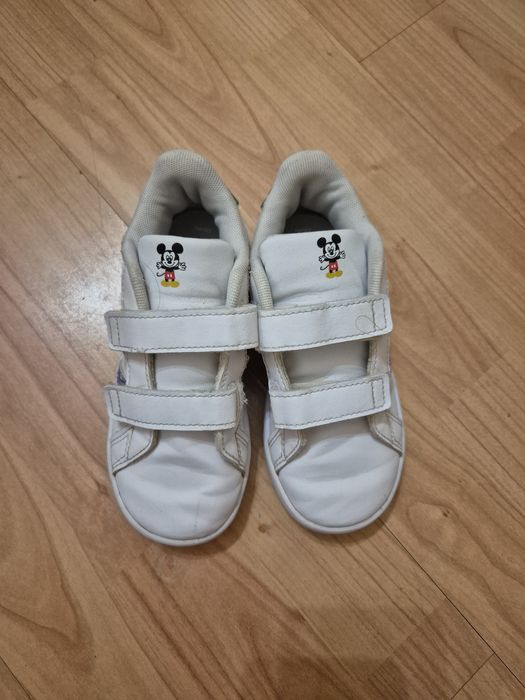 Pantofi sport adidas