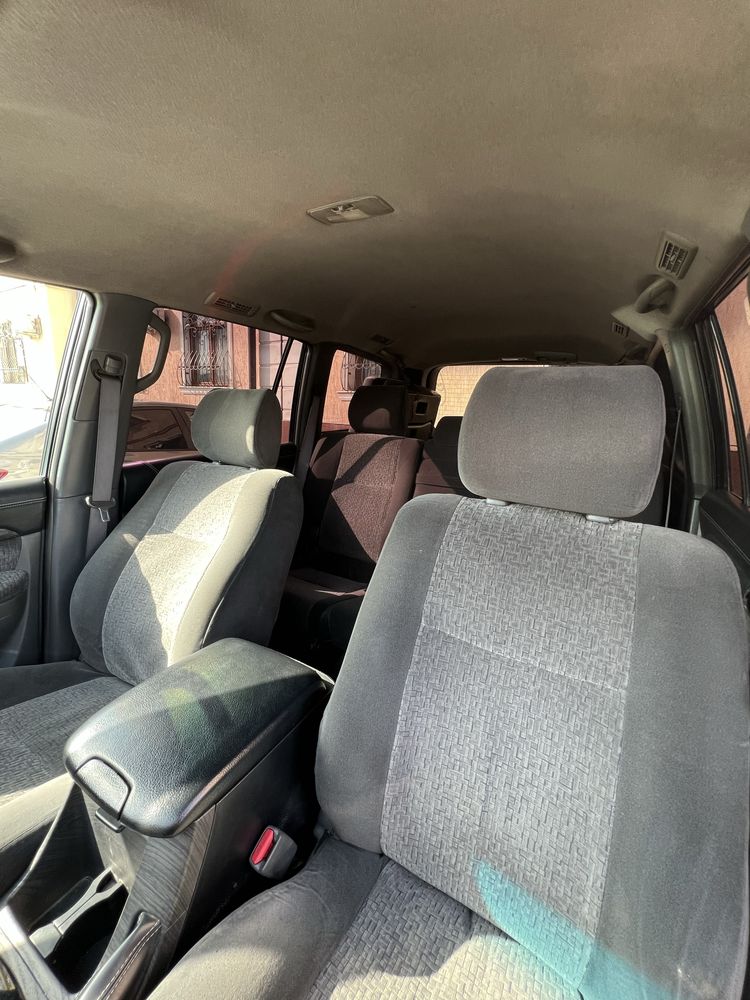 Toyota prado 120 GX 2.7L ideal