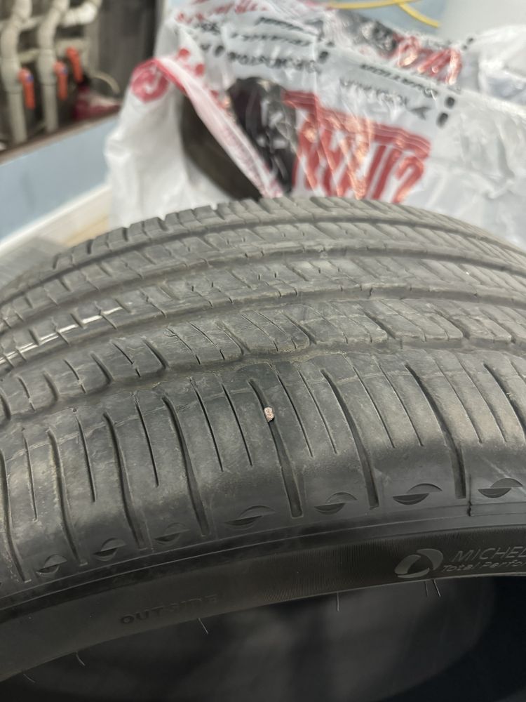 MICHELIN резина почти новая