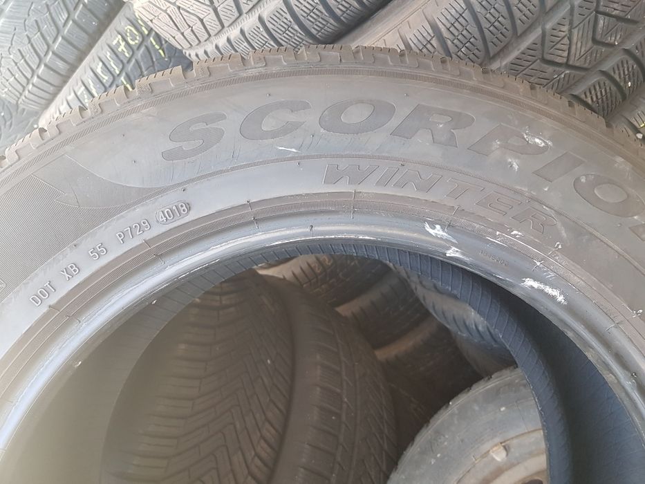 Anv.iarna 235/60r17  pirelli si dunlop