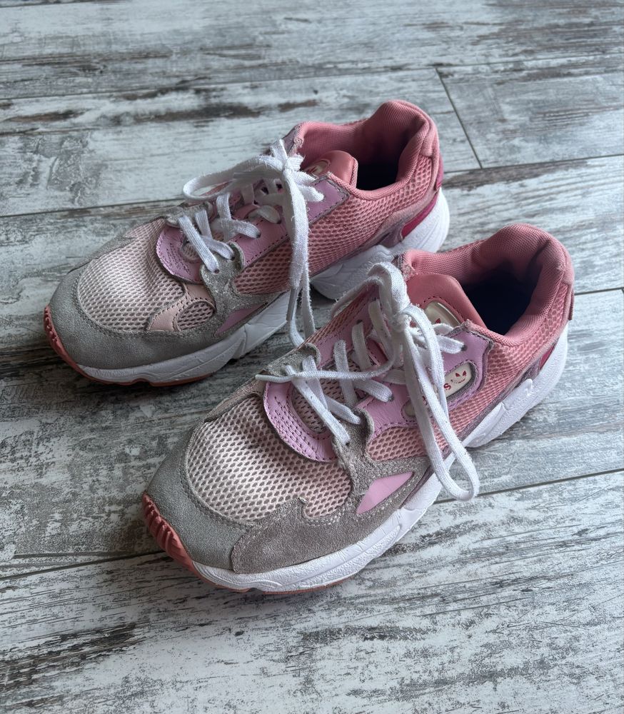 Детски маратонки Adidas Originals Falcon W