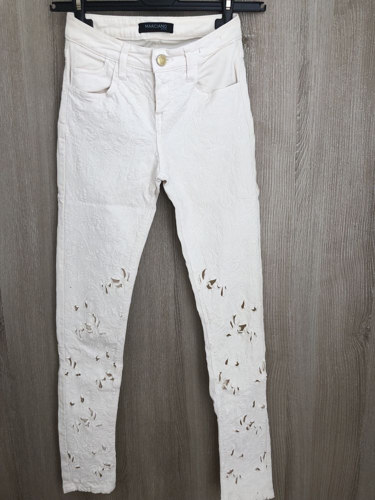 Pantaloni/Blugi brodati  Marciano Guess