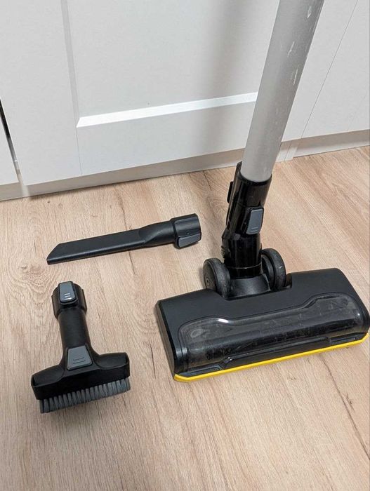 Karcher VC 6 - aspirator fara fir. Utilizat, stare buna